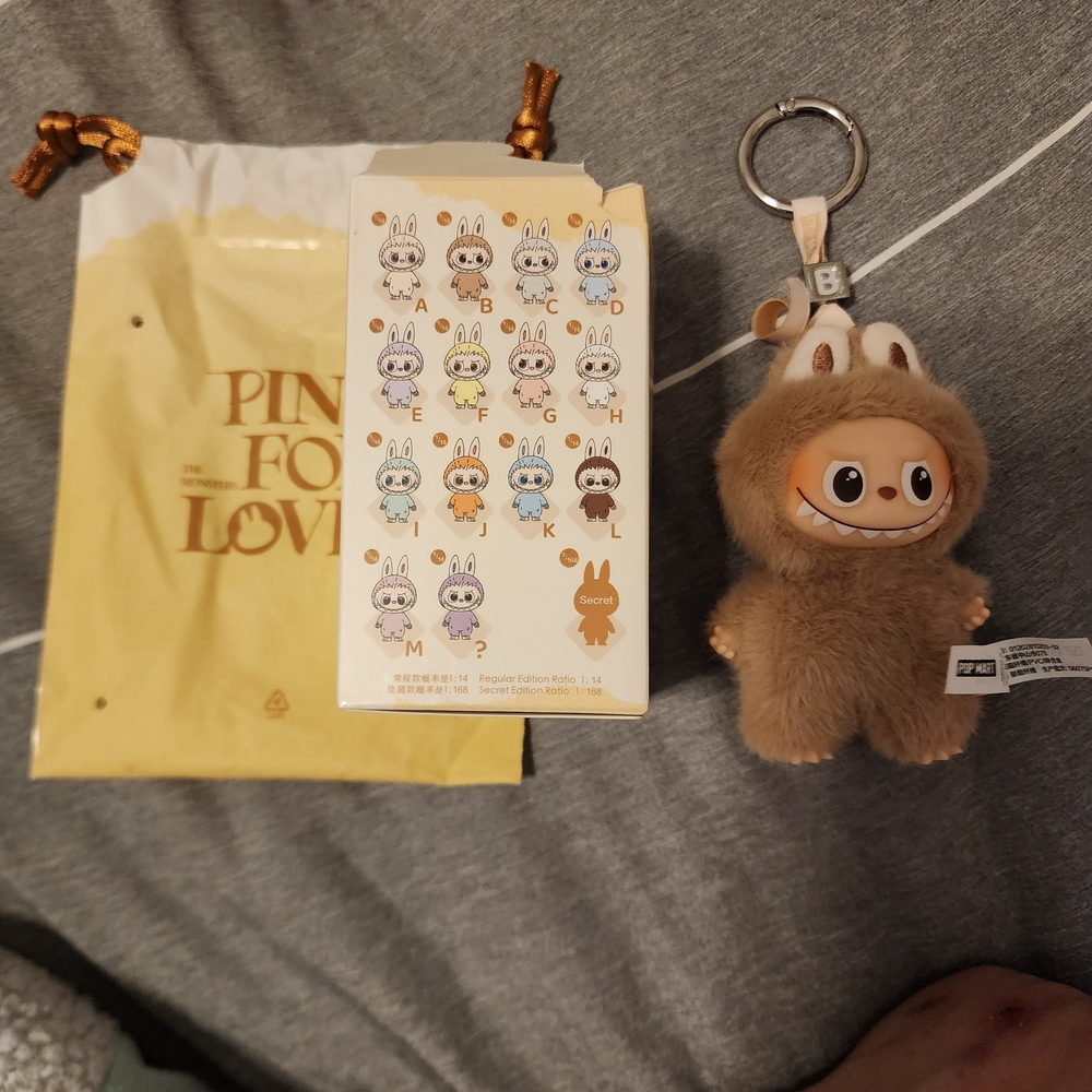 POP MART Labubu Doll, Pin For Love Series, The Monsters Plush Keychain.